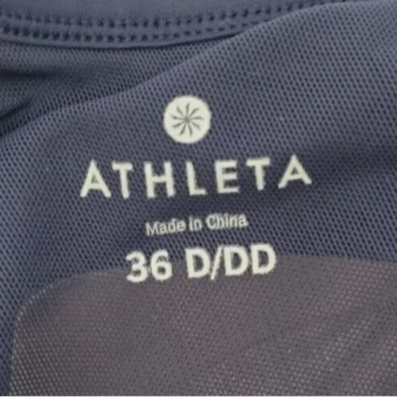 Athleta 36D / DD Navy Blue Twister Front Molded Cup Swim Bikini Top 964874 - Picture 6 of 8